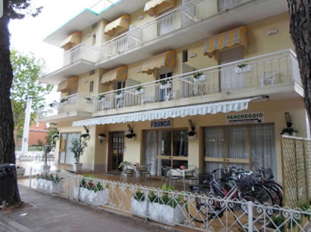 Hotel Franca Мизано-Адриатико Экстерьер фото